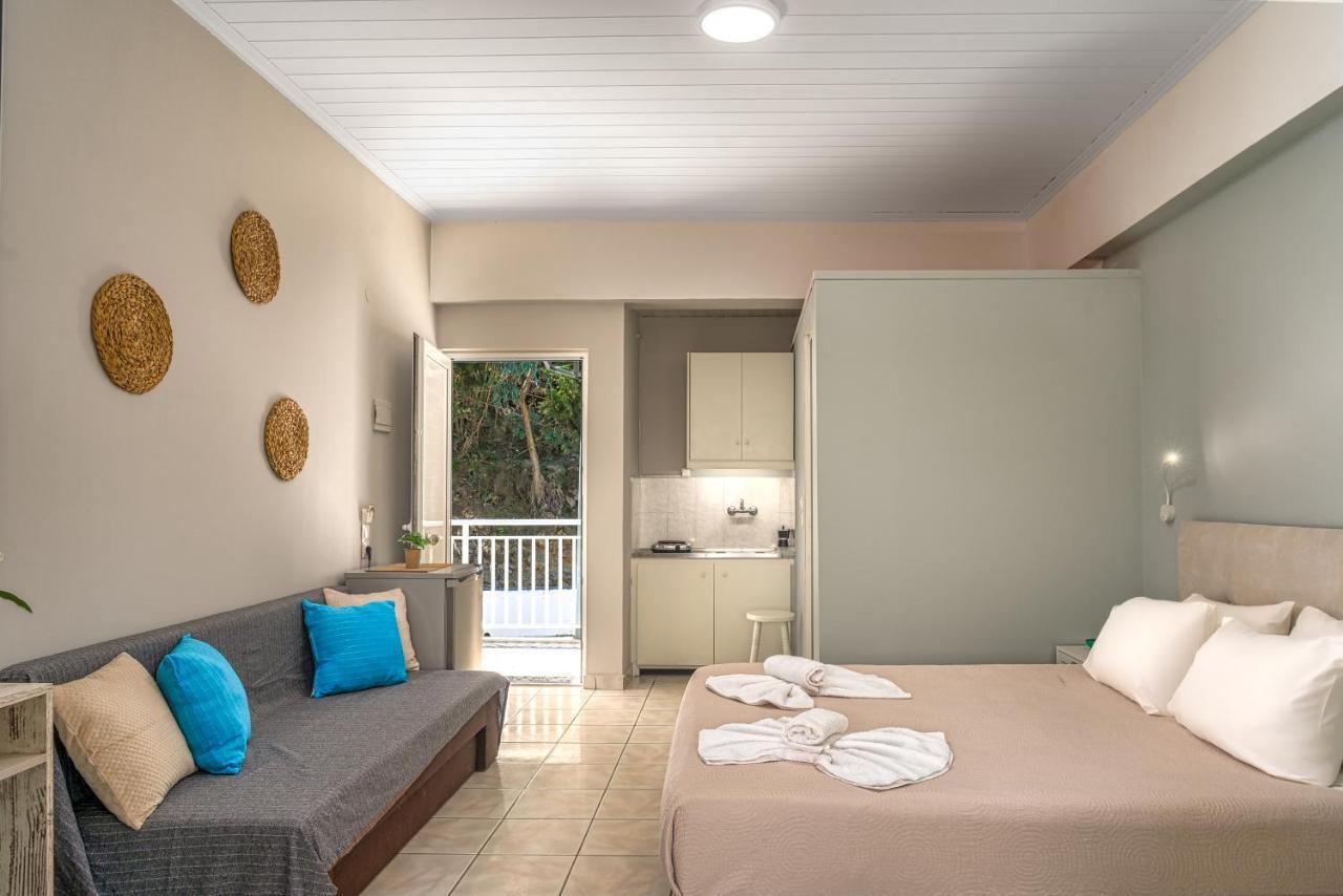 Elena'S Seafront Deluxe Studios Akrotiri  Екстериор снимка