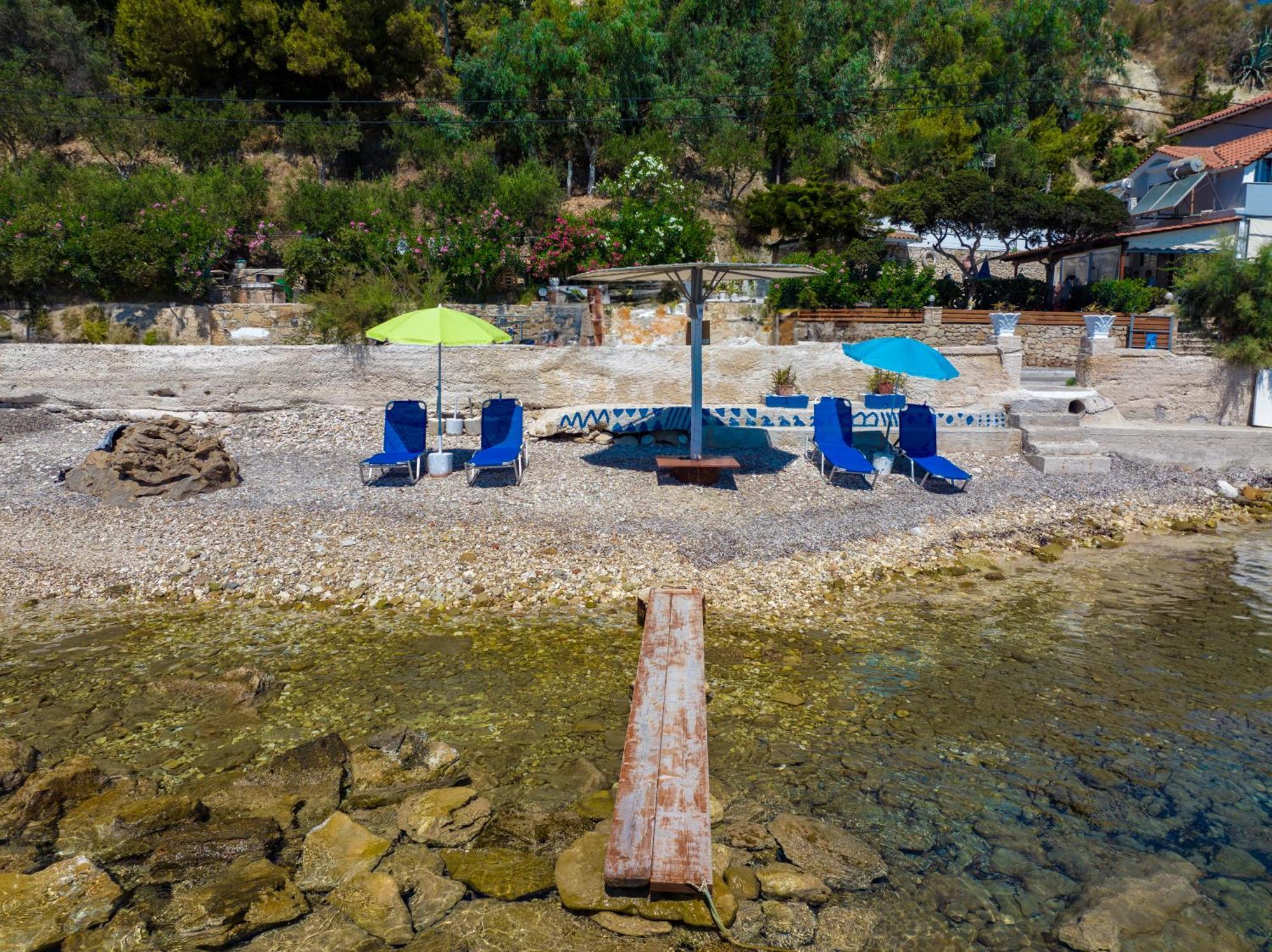 Elena'S Seafront Deluxe Studios Akrotiri  Екстериор снимка