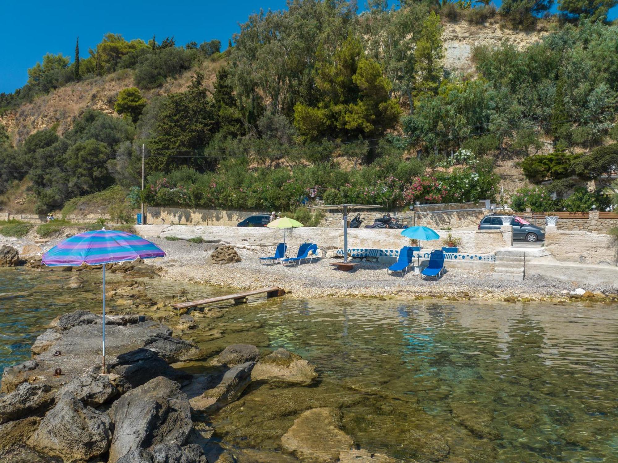 Elena'S Seafront Deluxe Studios Akrotiri  Екстериор снимка