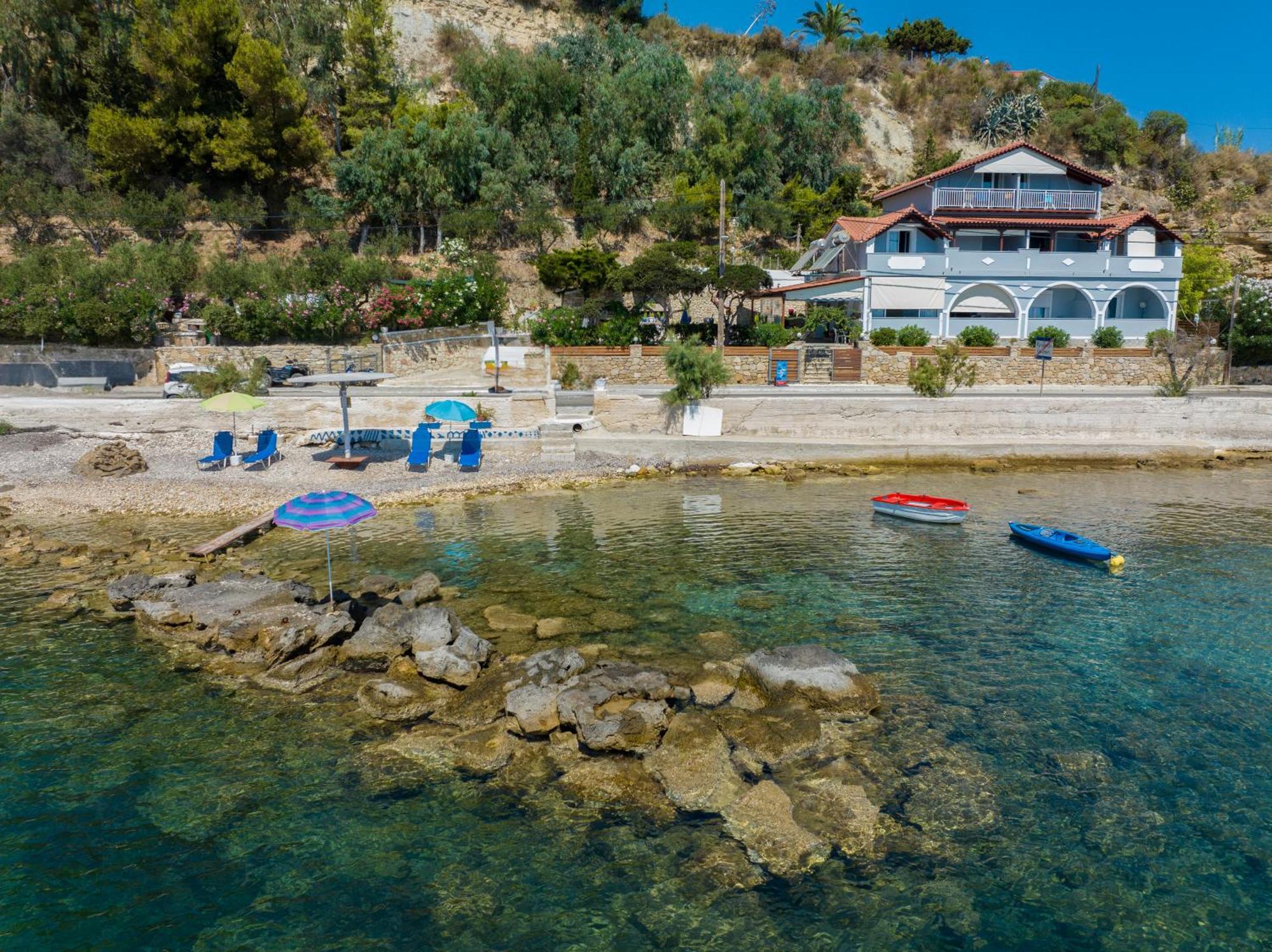 Elena'S Seafront Deluxe Studios Akrotiri  Екстериор снимка