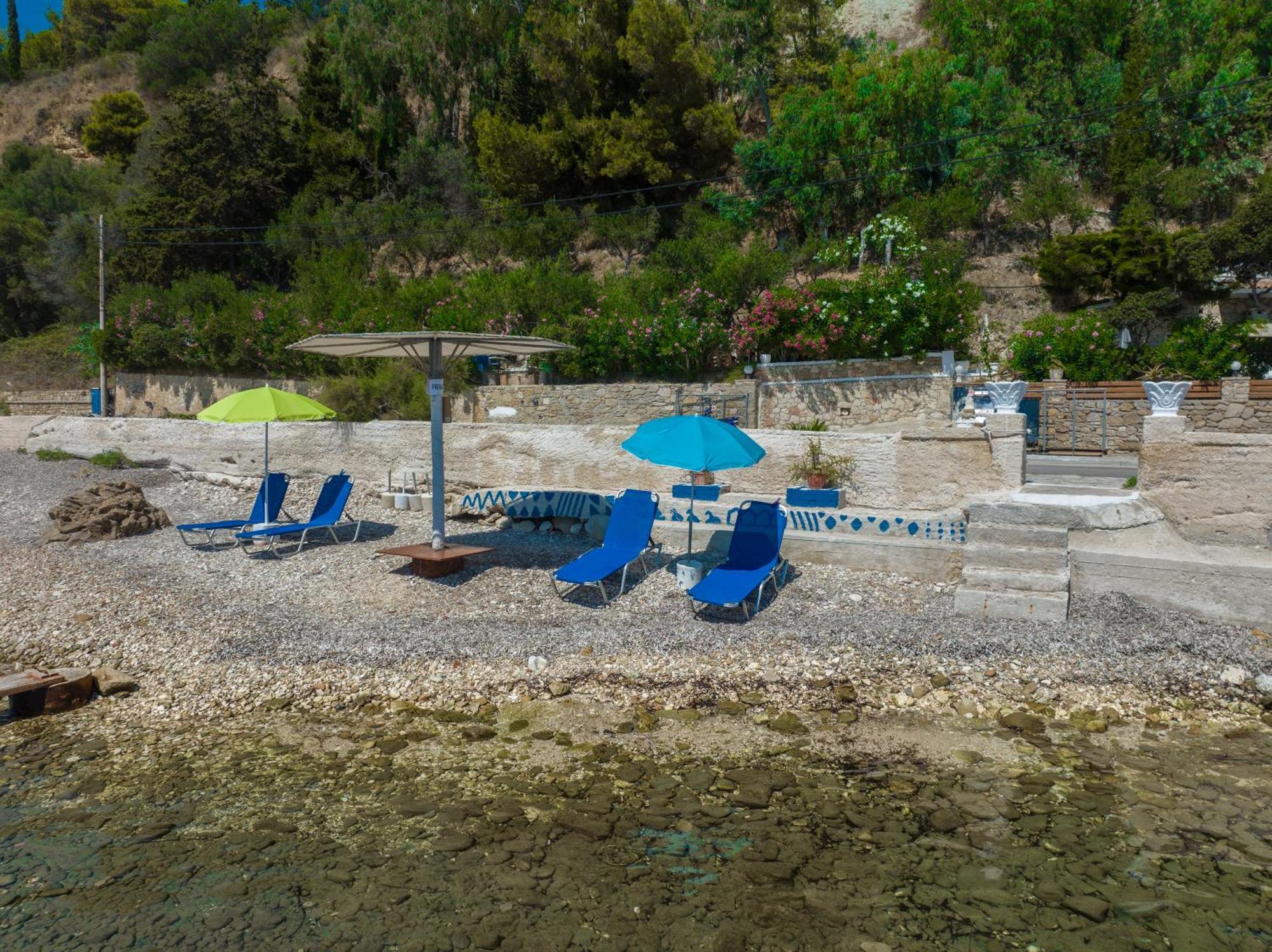Elena'S Seafront Deluxe Studios Akrotiri  Екстериор снимка