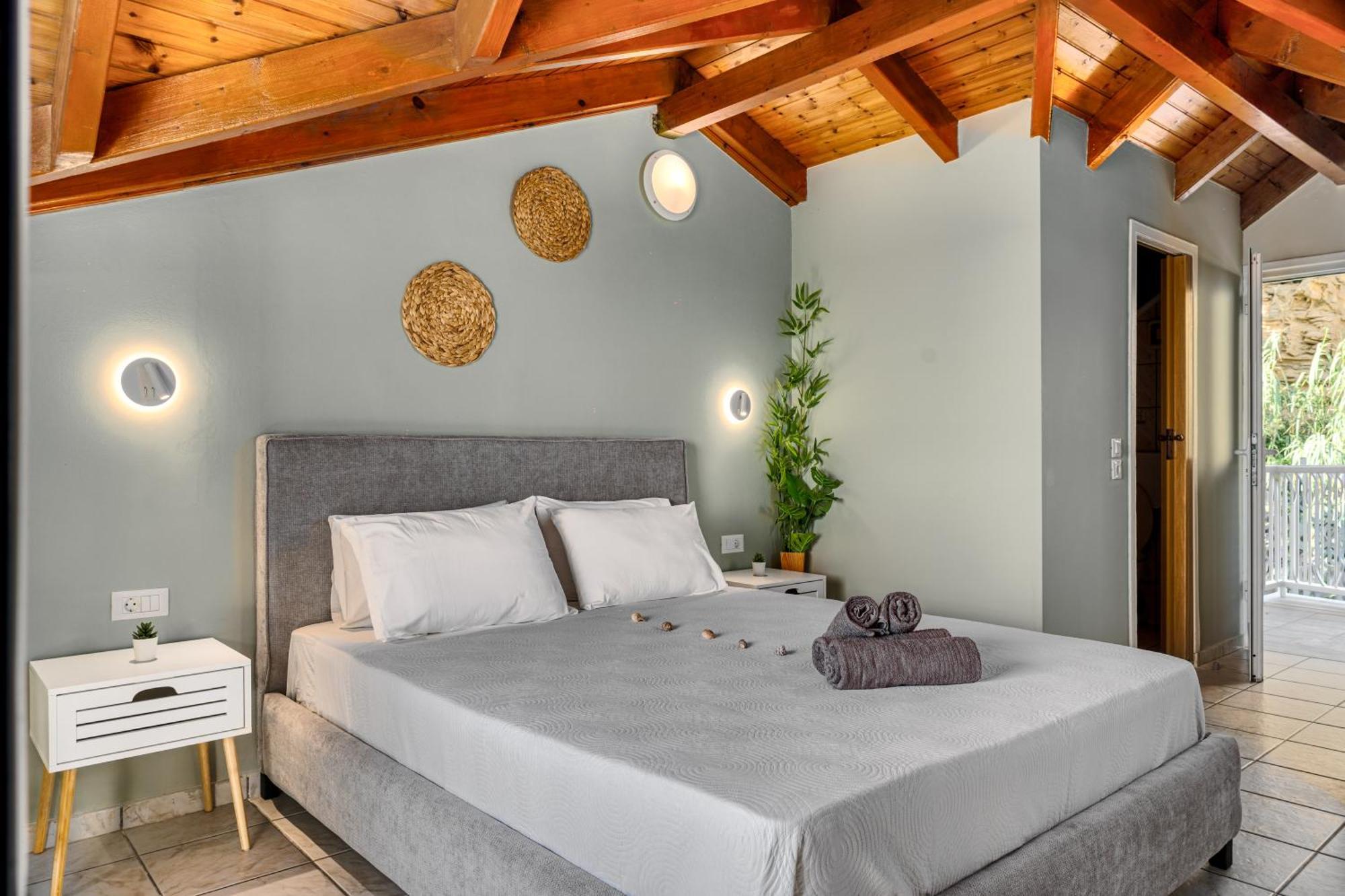 Elena'S Seafront Deluxe Studios Akrotiri  Екстериор снимка