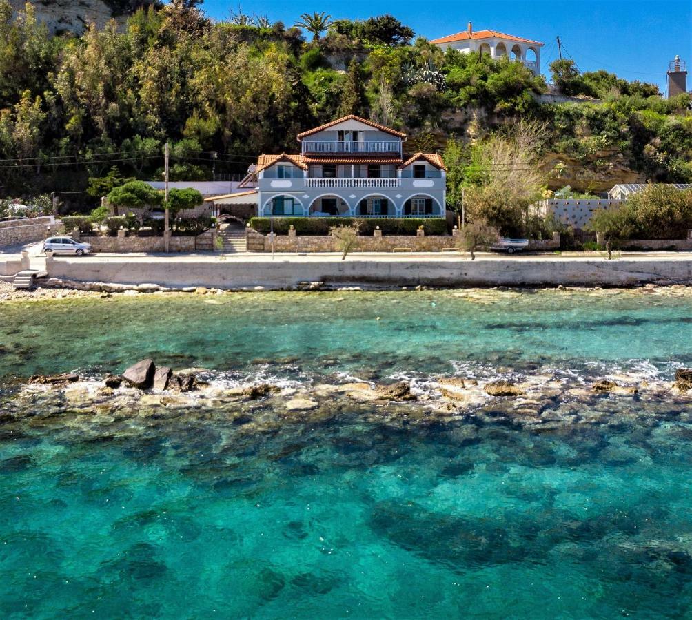 Elena'S Seafront Deluxe Studios Akrotiri  Екстериор снимка
